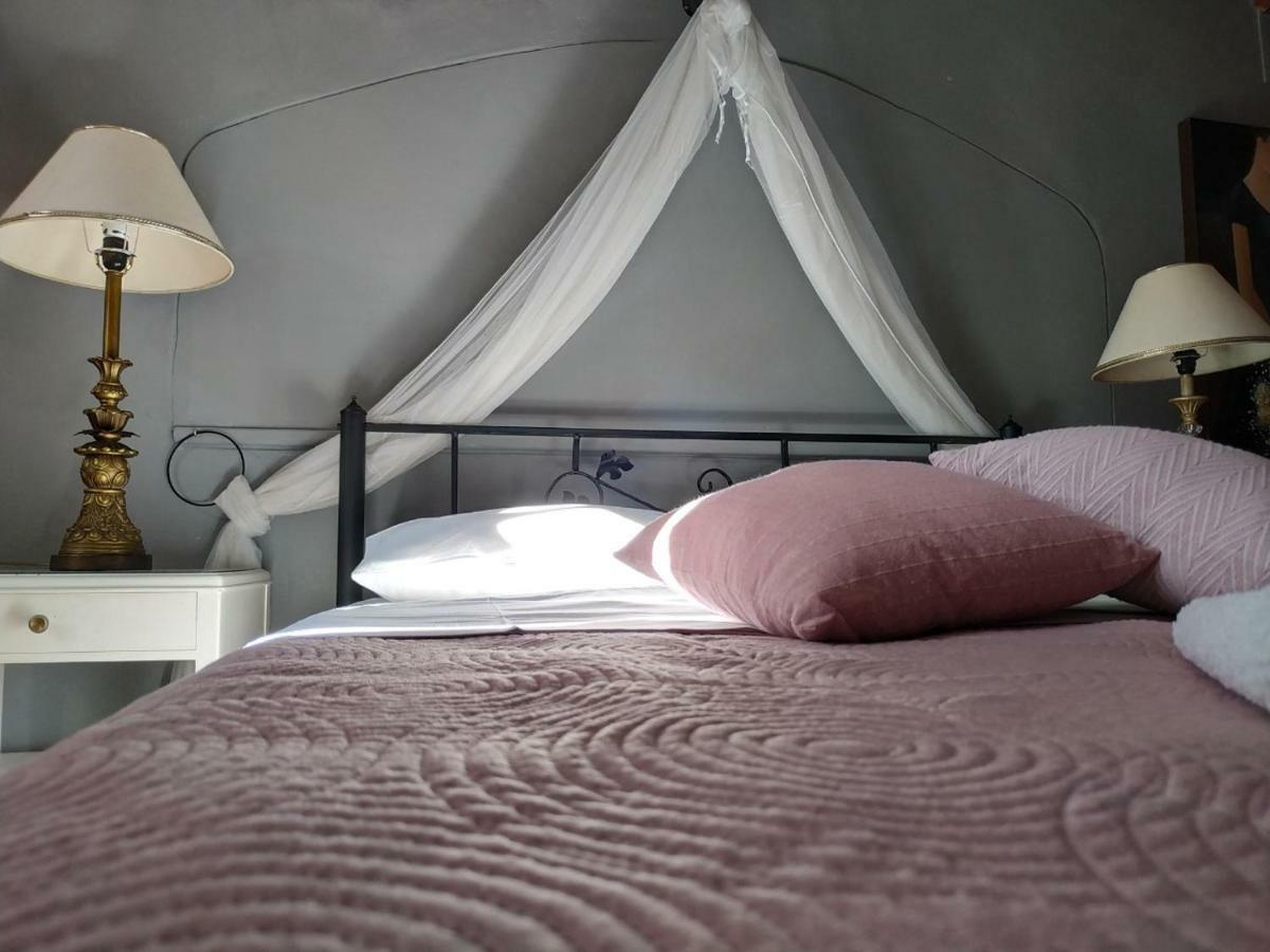 Sun Holiday House Pisses Luaran gambar